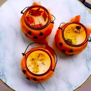 Pumpkin candles for Halloween! No scent just for decorations